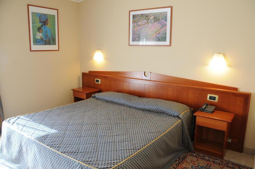Hotel Barbieri Алтомонте Стая снимка