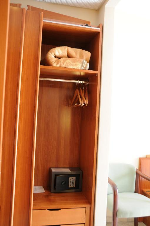 Hotel Barbieri Алтомонте Стая снимка