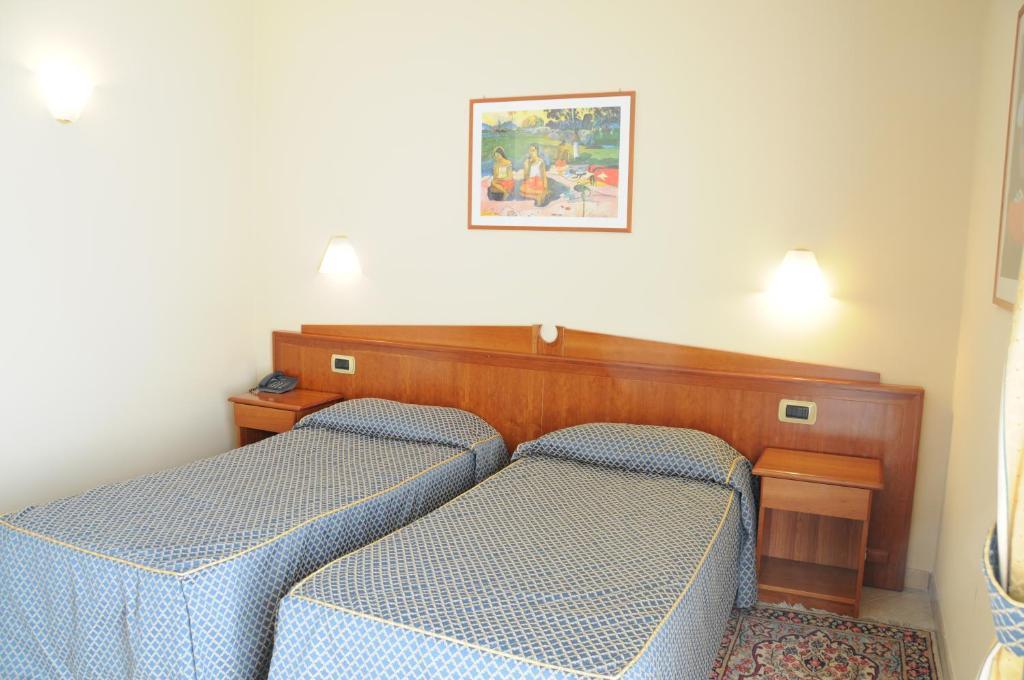 Hotel Barbieri Алтомонте Стая снимка